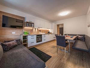 Ferienwohnung für 8 Personen (94 m²) in Hippach