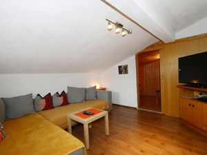 23288486-Ferienwohnung-4-Hippach-300x225-5