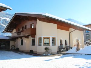 23840173-Ferienwohnung-2-Hippach-300x225-1