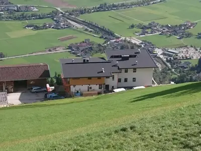 Außenseite Ferienhaus [Sommer]