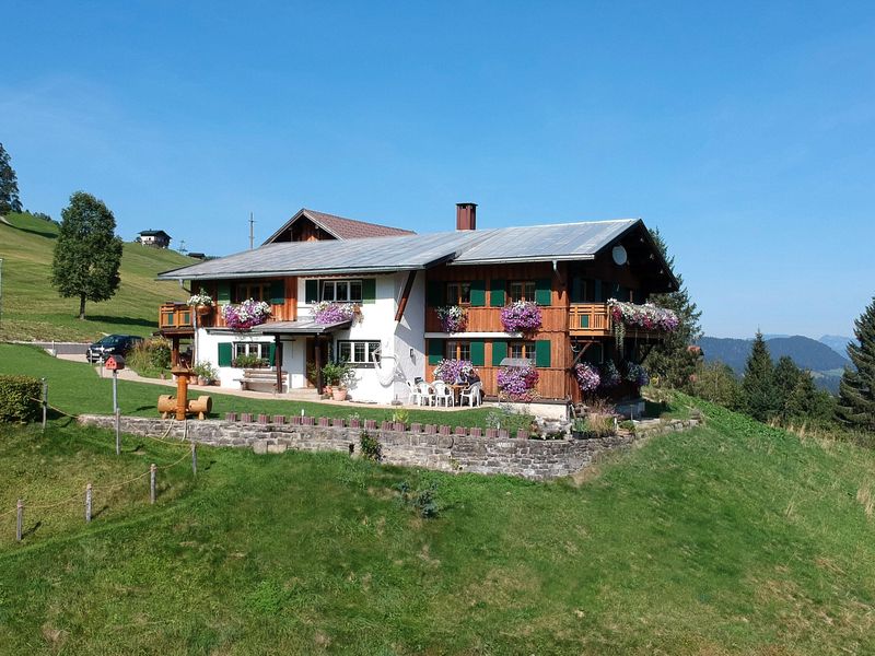 13761719-Ferienwohnung-6-Hirschegg (Vorarlberg)-800x600-0