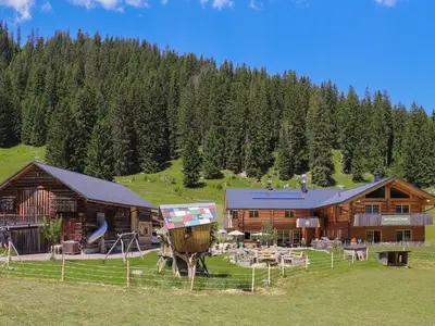 Ferienwohnung für 8 Personen (96 m²) in Hirschegg (Vorarlberg) 1/10