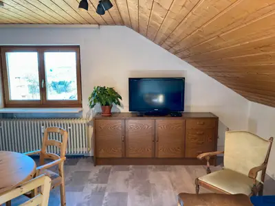 Photo, INSIDE, OUTSIDE