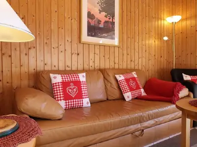 Photo, INSIDE, OUTSIDE