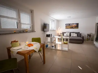 Photo, INSIDE, OUTSIDE