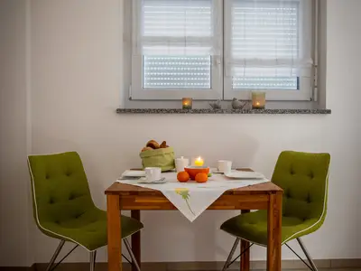 Photo, INSIDE, OUTSIDE