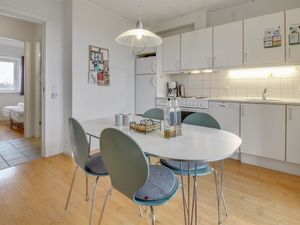 23582836-Ferienwohnung-6-Højer-300x225-4