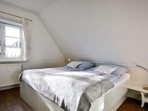 23884146-Ferienwohnung-3-Hörnum-300x225-5