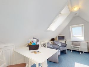 23886986-Ferienwohnung-2-Hörnum-300x225-5