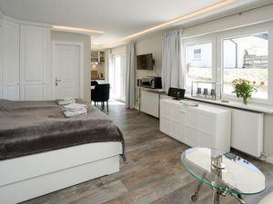 23886989-Ferienwohnung-2-Hörnum (Sylt)-300x225-1