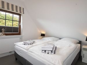 23692786-Ferienwohnung-4-Hörnum (Sylt)-300x225-3