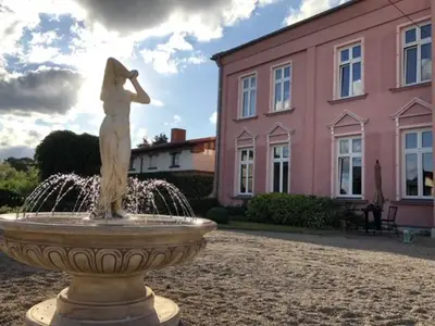 Ferienwohnung für 3 Personen (48 m²) in Hohen Demzin 1/10