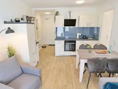 Ferienwohnung für 3 Personen (58 m²) in Hohen Wieschendorf 8/10