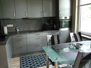 23160517-Ferienwohnung-5-Hohenhameln-300x225-1