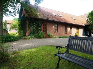 21983541-Ferienwohnung-4-Hohne-300x225-1