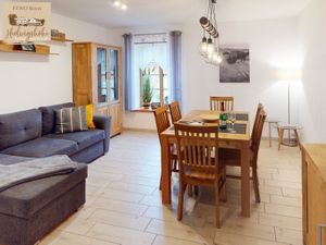 24048328-Ferienwohnung-5-Hohnstein-300x225-0