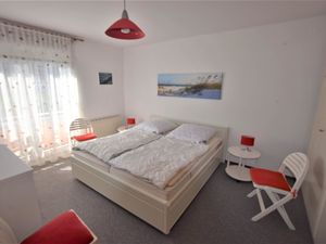 22127629-Ferienwohnung-4-Hohwacht-300x225-4