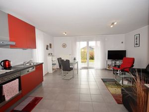 23675442-Ferienwohnung-2-Hohwacht-300x225-1