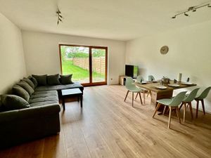 23782123-Ferienwohnung-6-Holste-300x225-3