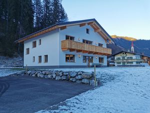 Ferienwohnung für 5 Personen (60 m²) in Holzgau