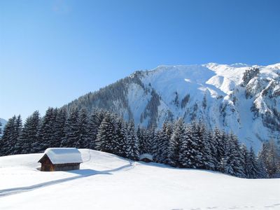 Spazieren im Schnee