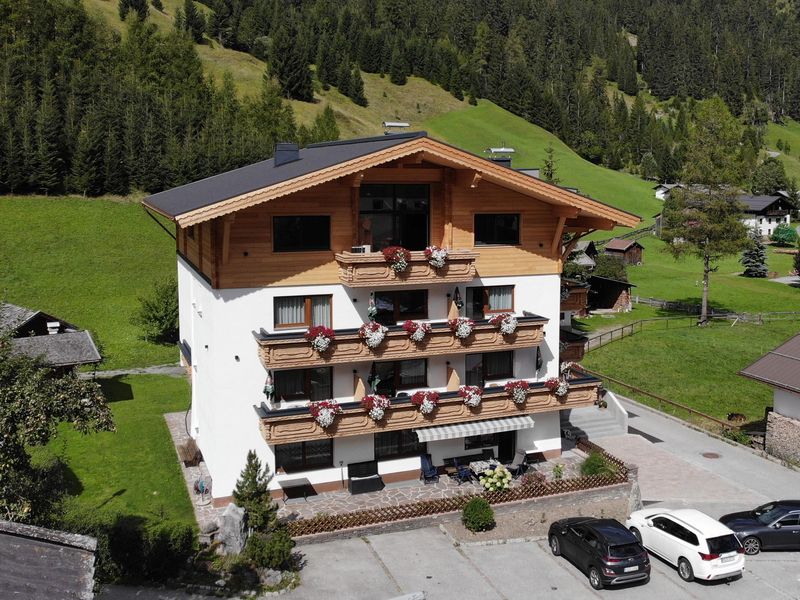 23488295-Ferienwohnung-5-Holzgau-800x600-0