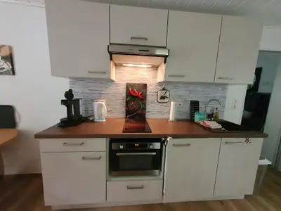 Voll ausgestattete Küche