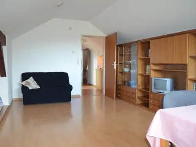 Wohn- Schlafbereich mit 2 Betten , Zusatzbett möglich