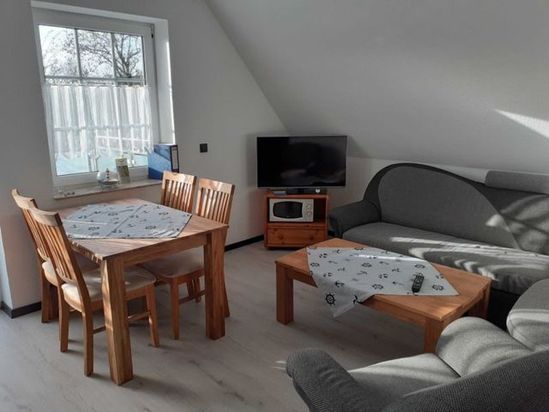 22252511-Ferienwohnung-5-Hooksiel-800x600-0