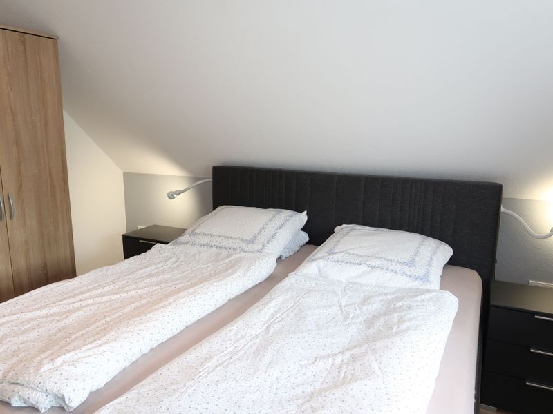 23867693-Ferienwohnung-4-Hooksiel-800x600-1