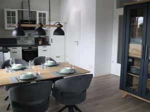 23367121-Ferienwohnung-5-Hooksiel-300x225-2