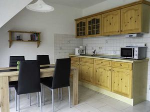 22495975-Ferienwohnung-4-Hooksiel-300x225-2