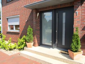 23118947-Ferienwohnung-3-Hooksiel-300x225-0