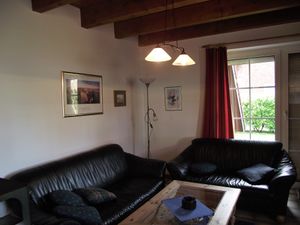 19122956-Ferienwohnung-4-Hooksiel-300x225-2