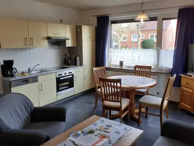 Ferienwohnung für 6 Personen (57 m²) in Hooksiel 1/10