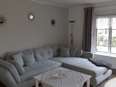Photo, INSIDE, OUTSIDE