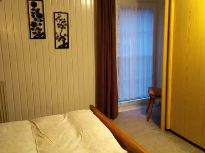 Photo, INSIDE, OUTSIDE