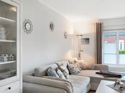 Photo, INSIDE, OUTSIDE