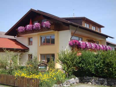 Ferienwohnung für 3 Personen (65 m²) in Hopferau 1/10