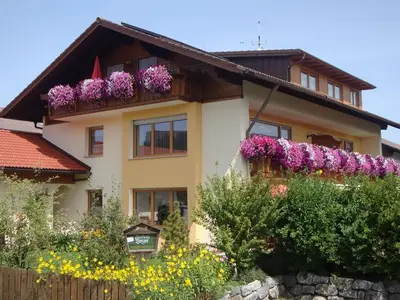 Ferienwohnung für 2 Personen (45 m²) in Hopferau 1/10