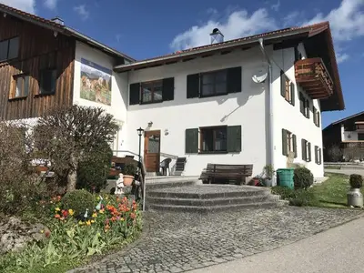 Ferienwohnung für 3 Personen (32 m²) in Hopferau 1/10