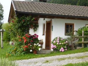 23571472-Ferienwohnung-8-Hopfgarten im Brixental-300x225-4