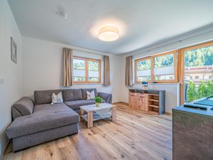 23896197-Ferienwohnung-5-Hopfgarten im Brixental-300x225-3