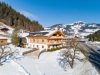 Außenseite Ferienhaus [Winter]