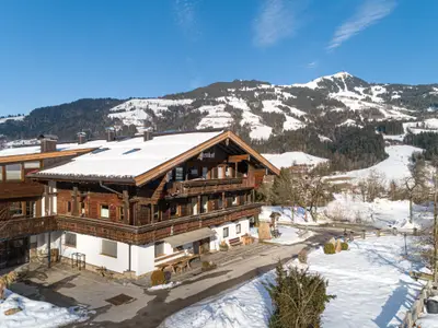 Außenseite Ferienhaus [Winter]