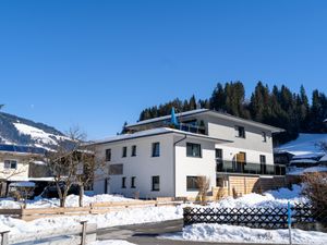 23896204-Ferienwohnung-3-Hopfgarten im Brixental-300x225-5