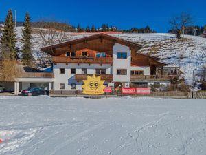 23896210-Ferienwohnung-12-Hopfgarten im Brixental-300x225-0