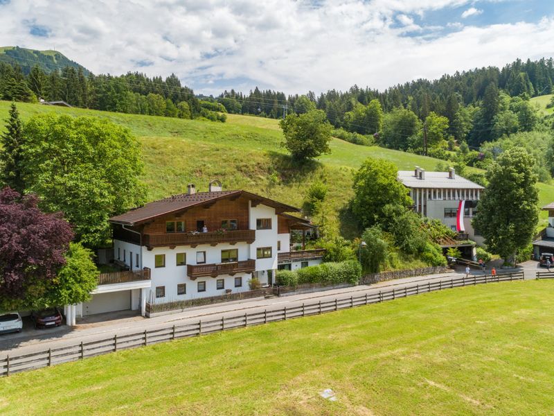 23896211-Ferienwohnung-5-Hopfgarten im Brixental-800x600-0