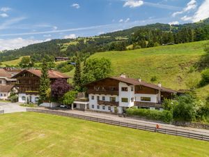 23896211-Ferienwohnung-5-Hopfgarten im Brixental-300x225-5