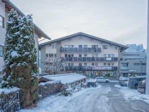 23896236-Ferienwohnung-7-Hopfgarten im Brixental-300x225-1